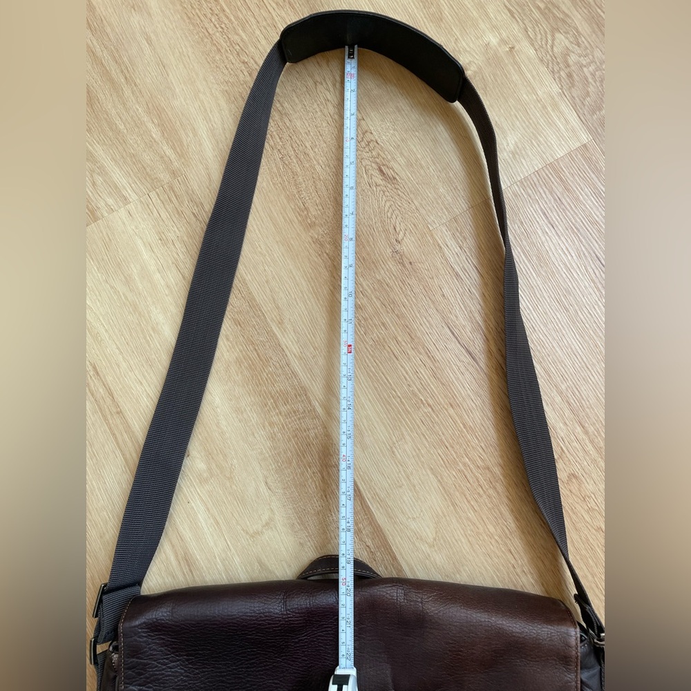 Kenneth Cole Reaction brown leather messenger bag briefcase classic work college - Picture 10 of 11